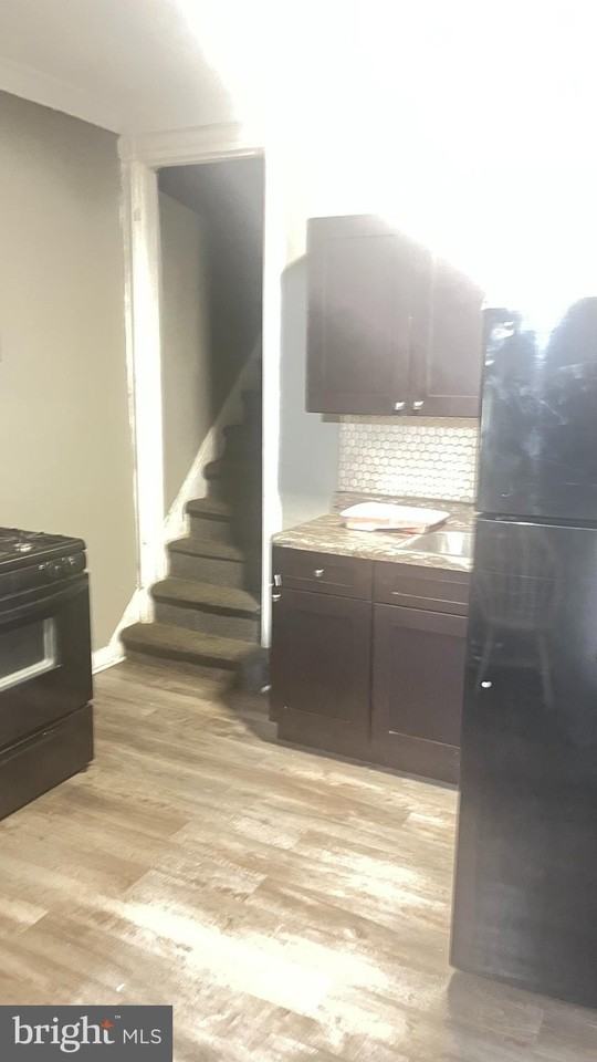 223 Spring St - Photo 3 of 12