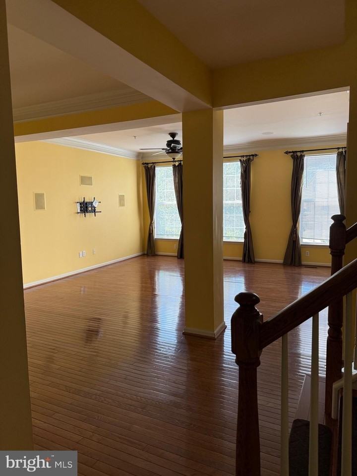 116 Fringetree Dr - Photo 3 of 20