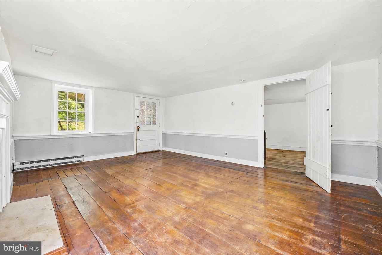 210 Westtown Way - Photo 4 of 22