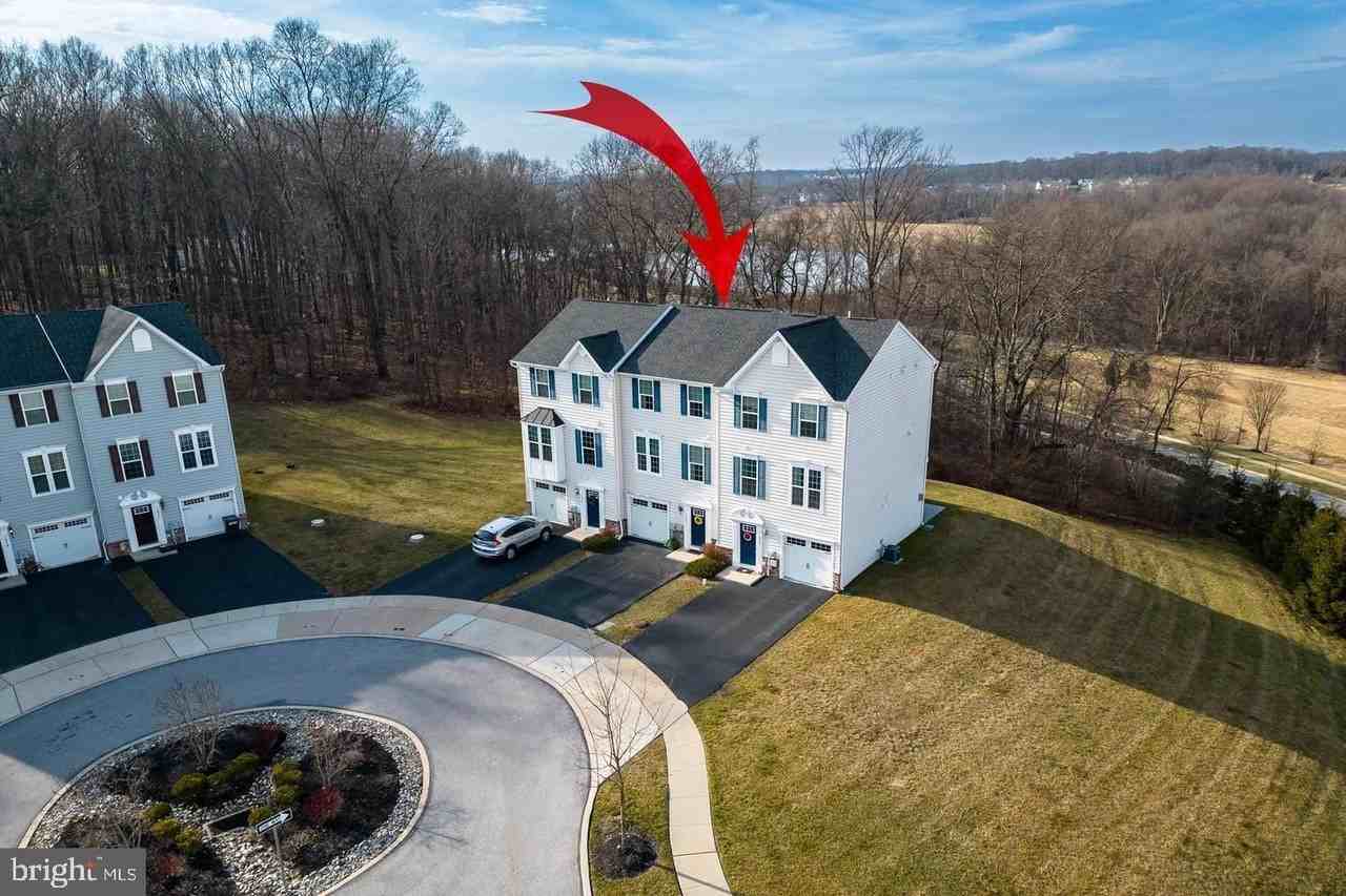1872 Thistle Ct - Photo 2 of 14