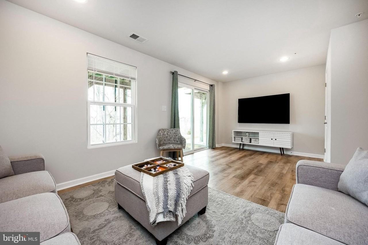1872 Thistle Ct - Photo 6 of 14