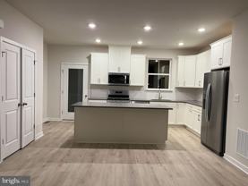114 Continental Way - Photo 1 of 1