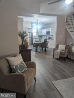 featured image of 6721 N Woodstock St