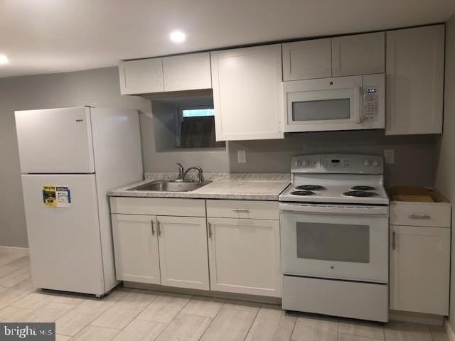4744 N 12th St #BS - Photo 2 of 9
