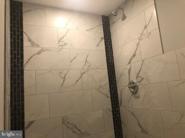 4744 N 12th St #BS - Photo 5 of 9