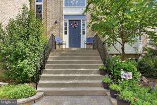 704 Seaton Ct Se - Photo 1 of 1