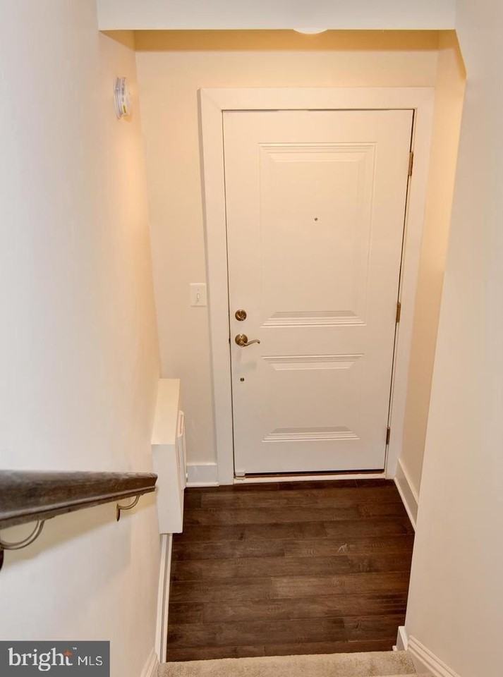 44858 Tiverton Sq - Photo 5 of 50