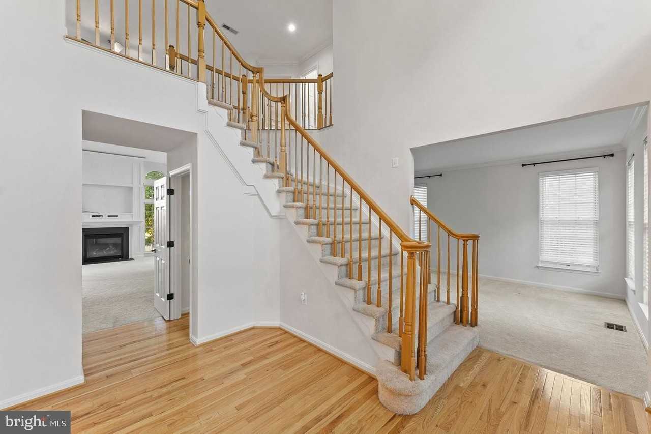 2798 Burrough Hill Ln - Photo 6 of 50