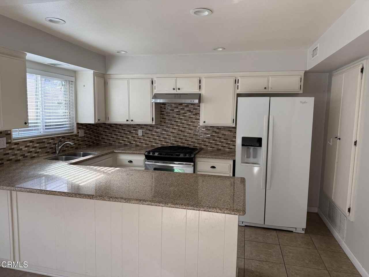 5503 Driftwood St - Photo 4 of 5