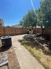 1416 Ross Dr - Photo 2 of 16
