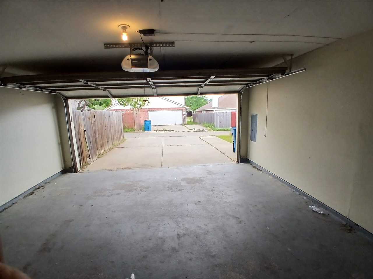 1416 Ross Dr - Photo 5 of 16