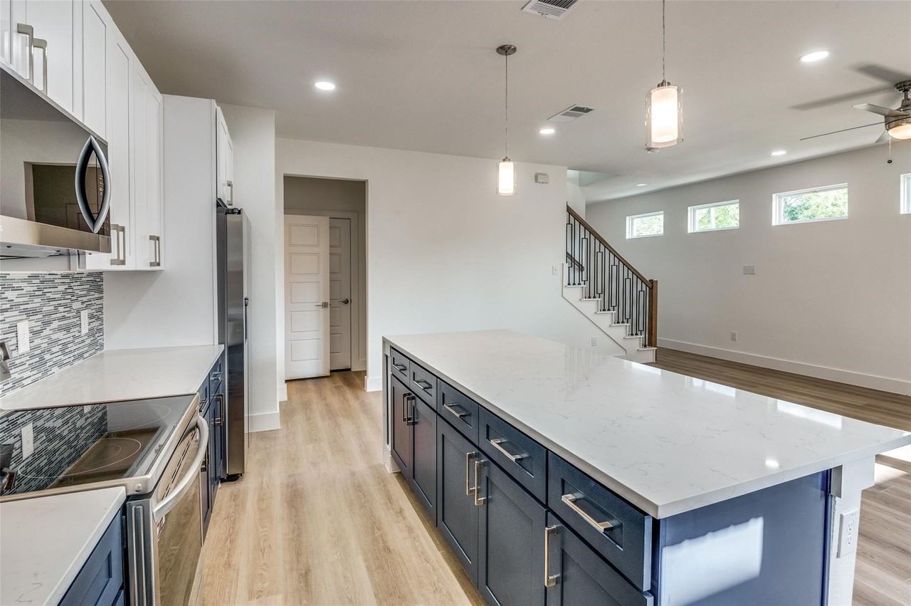 7307 Rubio Pl - Photo 6 of 17