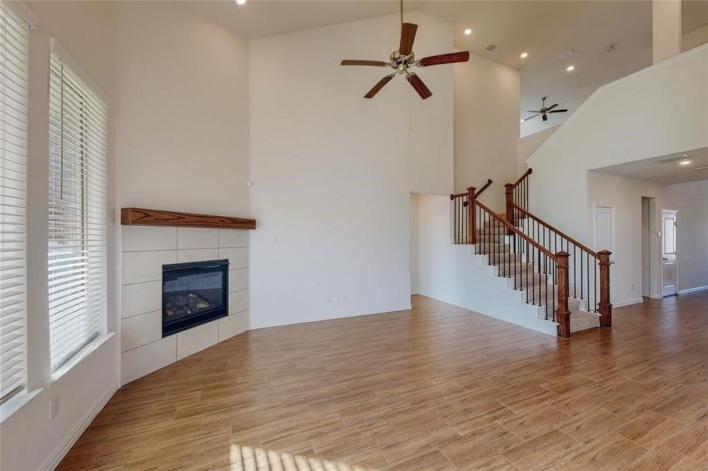 10143 Prairie Dr - Photo 5 of 38