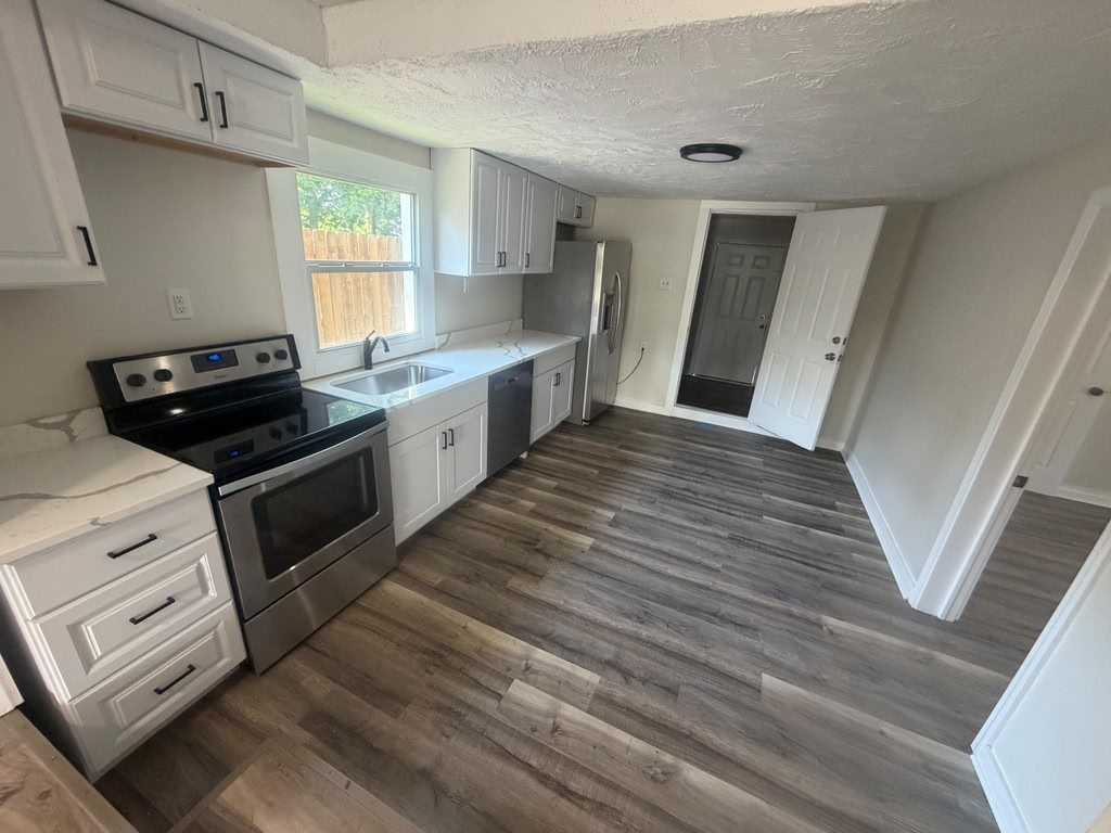 2146 Gent Ave #1 - Photo 2 of 10
