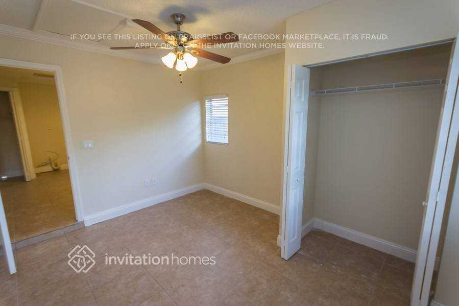 4870 Poseidon Pl - Photo 5 of 12
