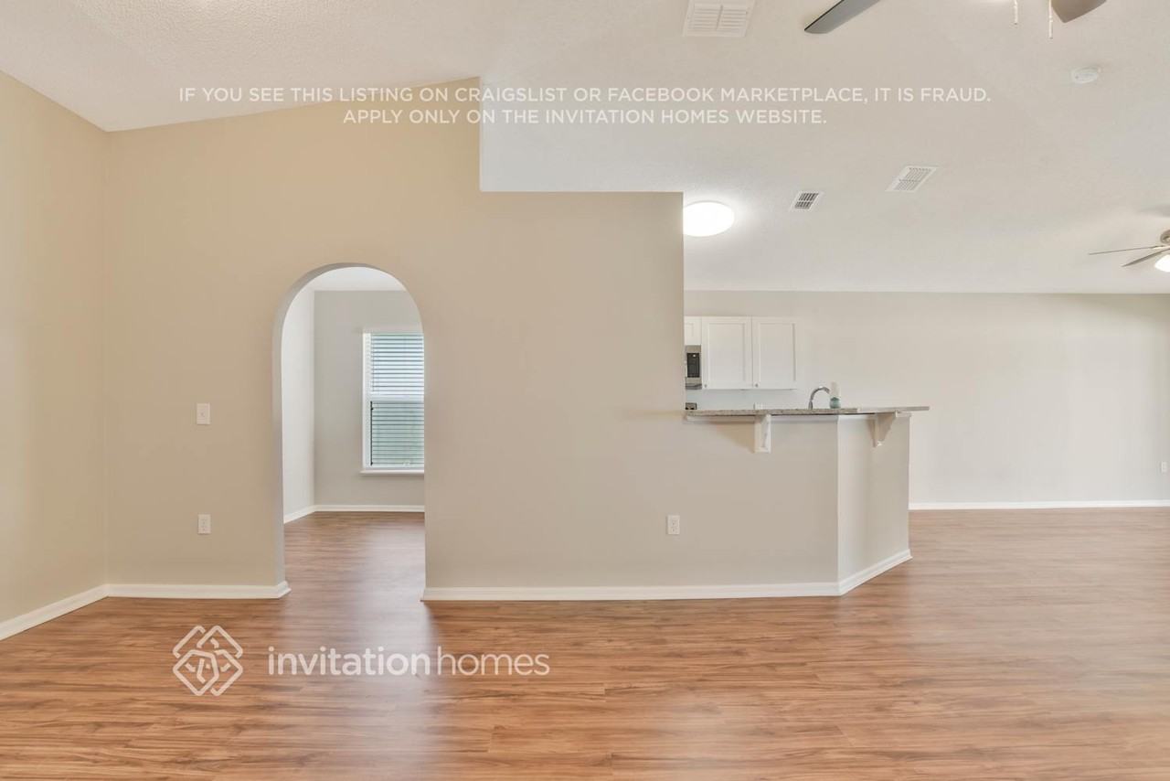 418 Pointe Allyson Way - Photo 7 of 33