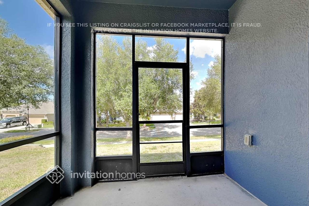 15634 Starling Water Dr - Photo 3 of 22