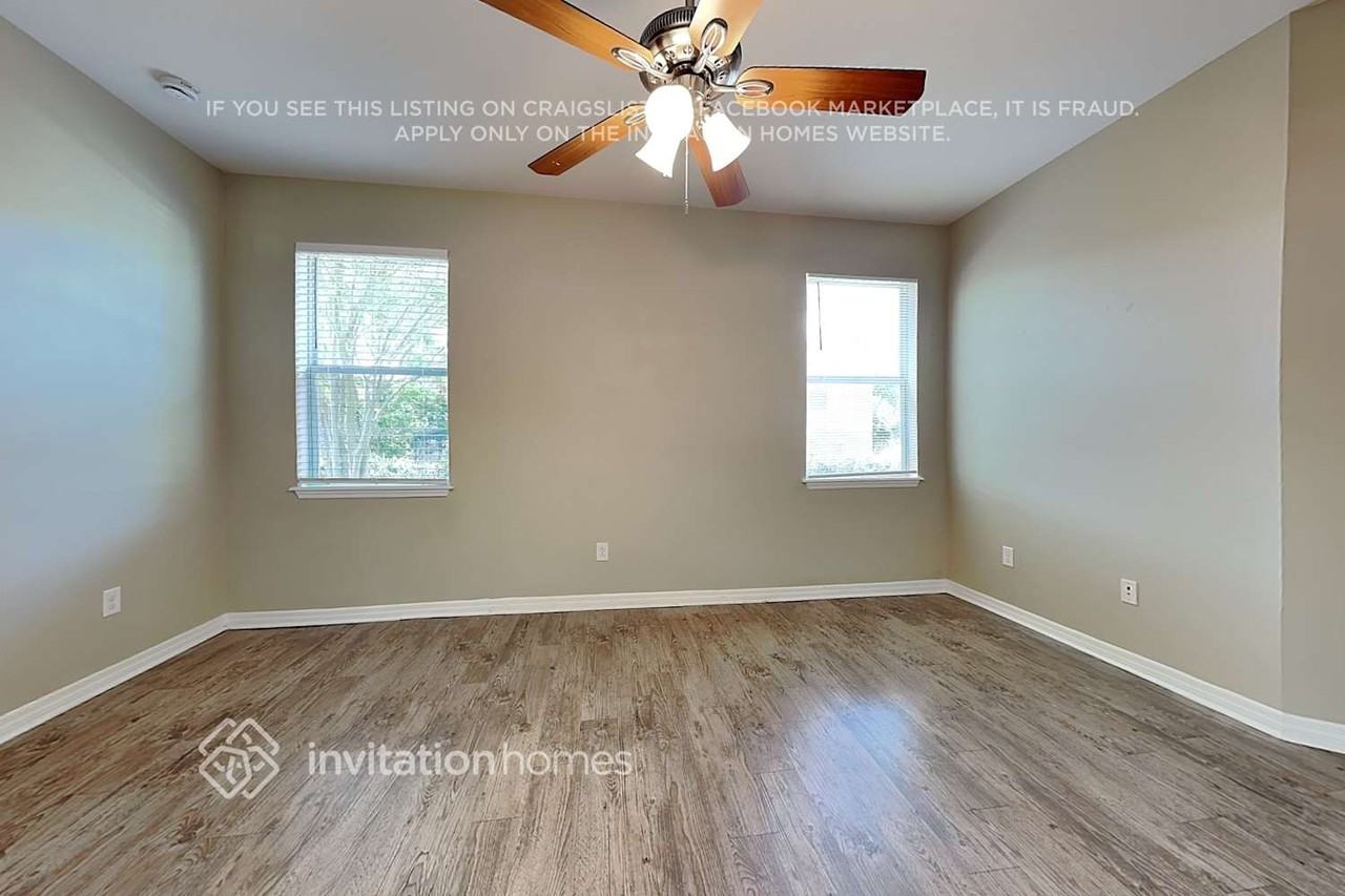15634 Starling Water Dr - Photo 4 of 22