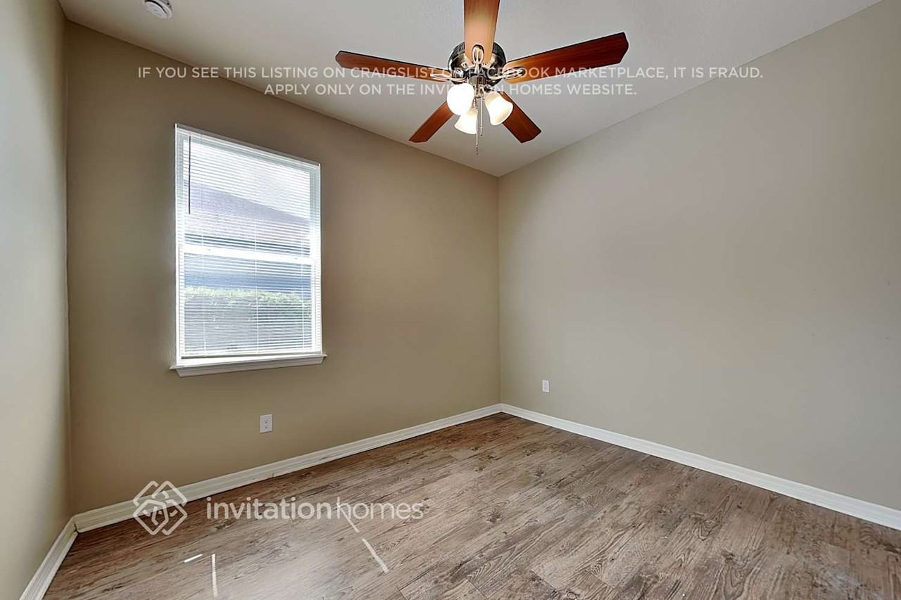 15634 Starling Water Dr - Photo 5 of 22