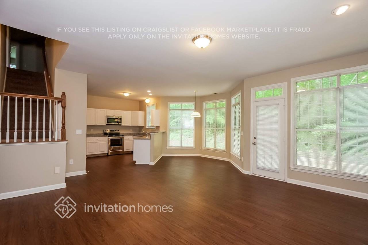 6401 Stoxmeade Dr - Photo 5 of 21
