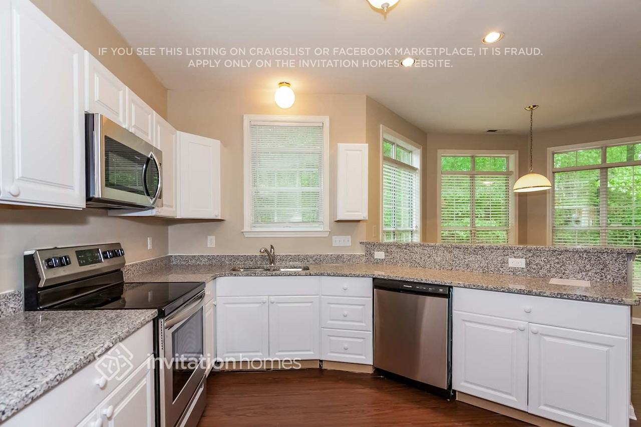 6401 Stoxmeade Dr - Photo 6 of 21