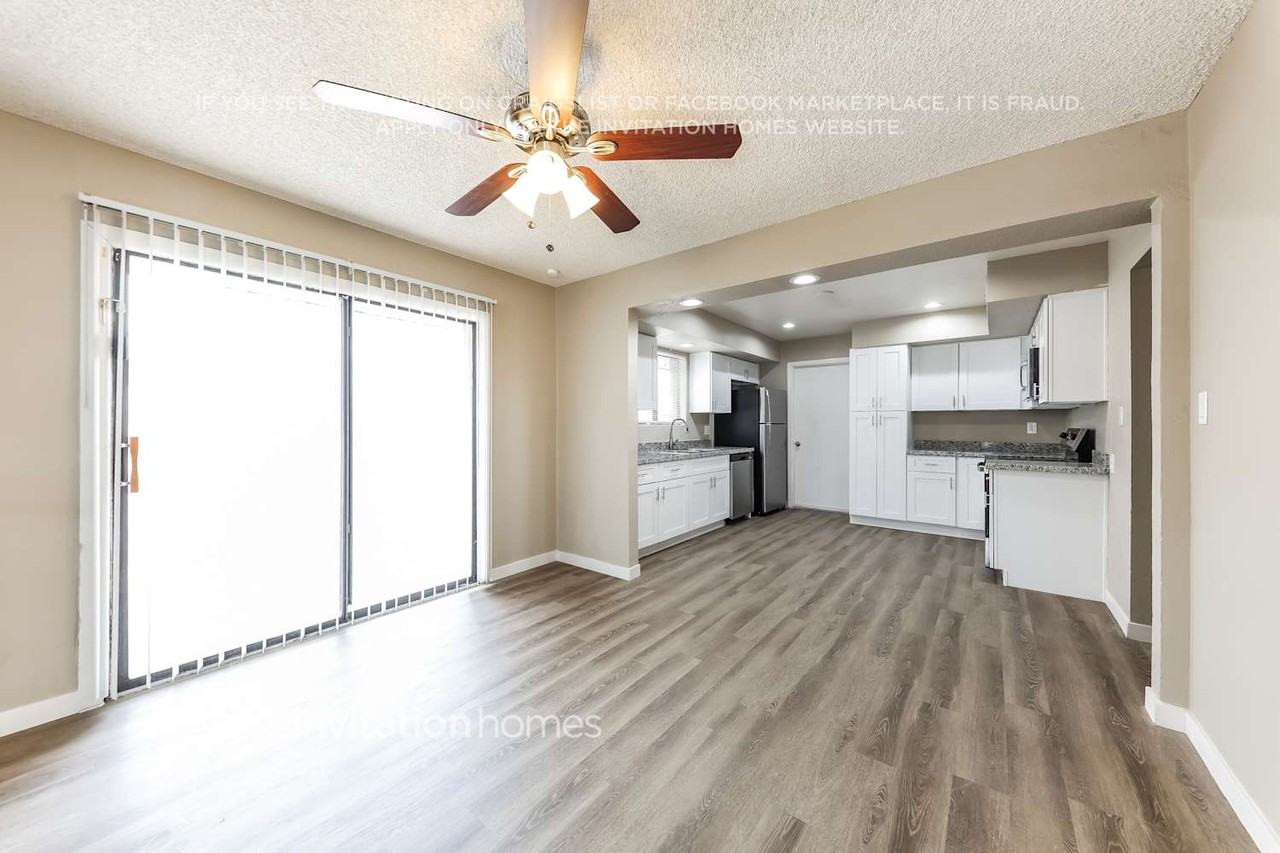 3751 W Shangri La Rd - Photo 5 of 17