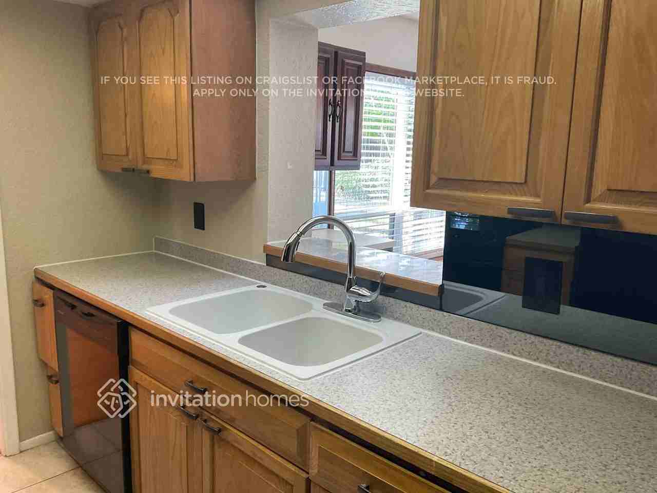 13353 Hacienda Dr - Photo 7 of 19