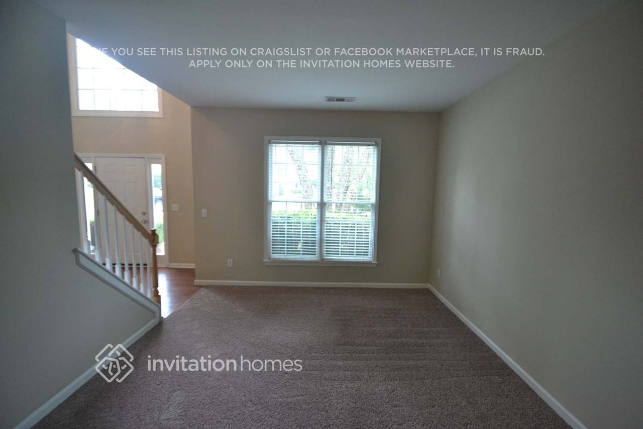4007 Annandale Main Nw - Photo 2 of 14