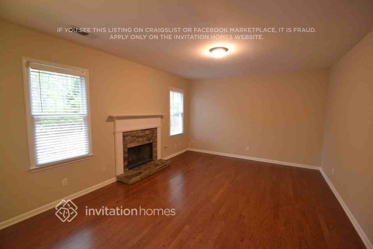 4007 Annandale Main Nw - Photo 4 of 14