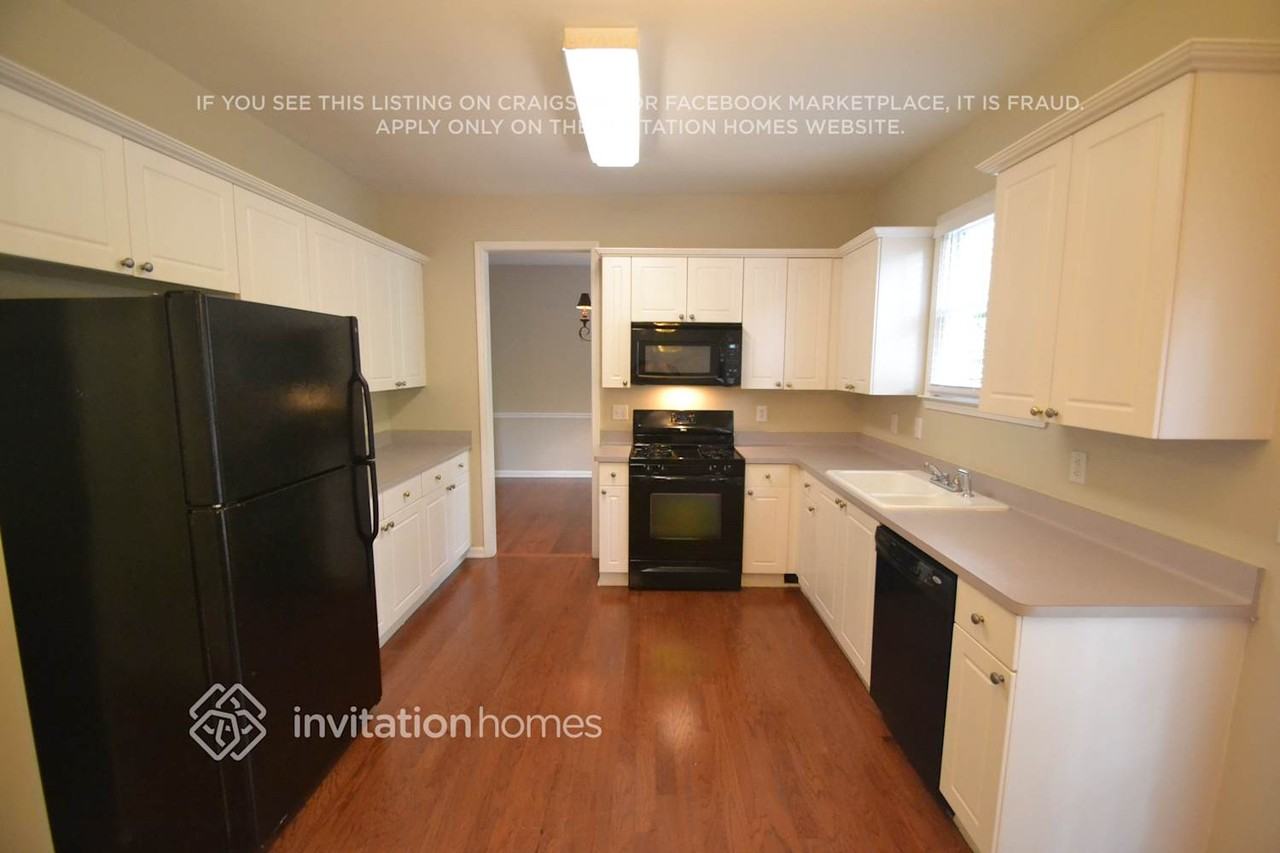 4007 Annandale Main Nw - Photo 6 of 14