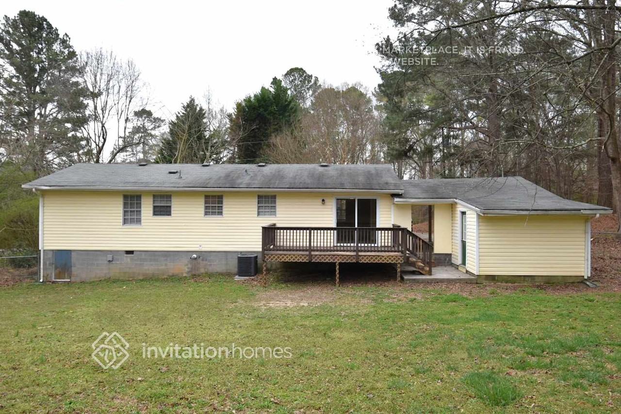 110 Woodglen Ct - Photo 7 of 8