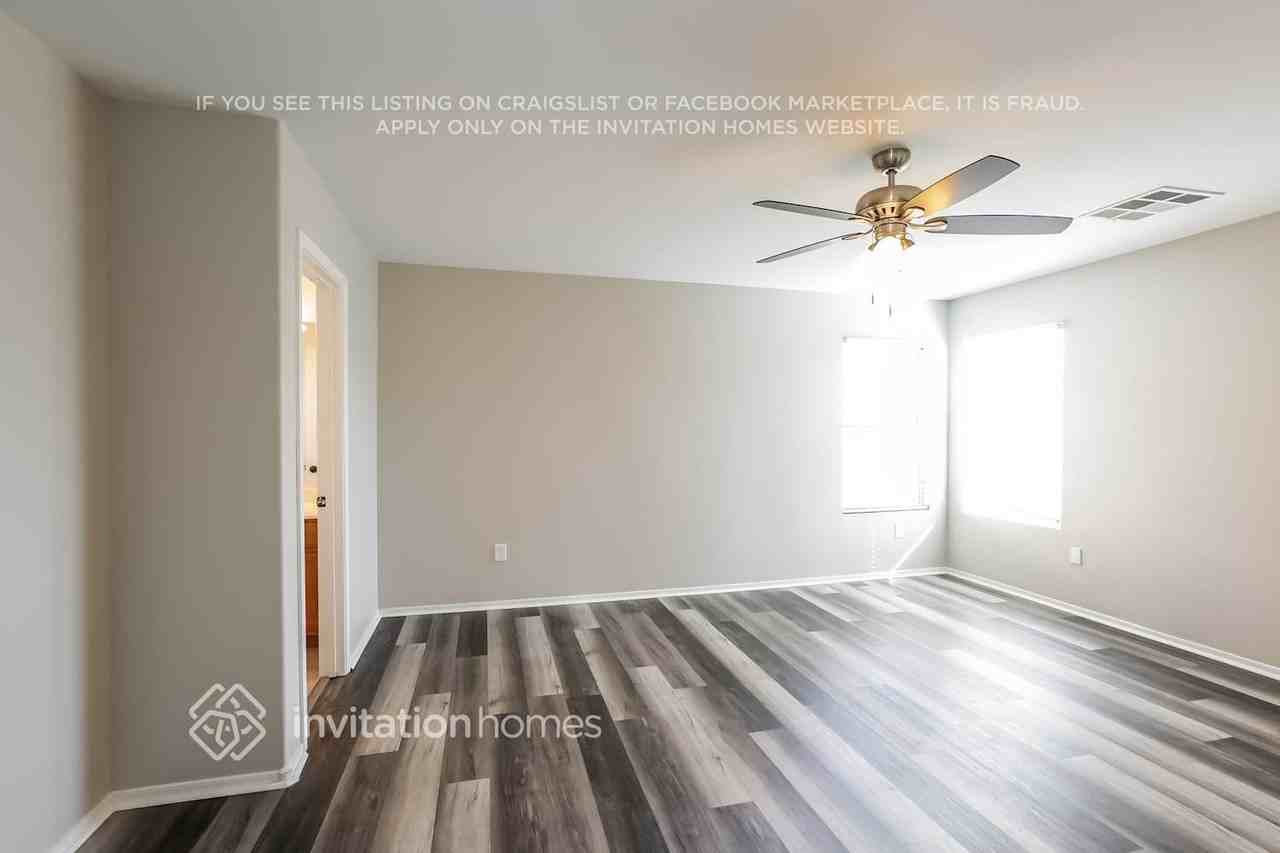 4013 W Pollack St - Photo 7 of 15