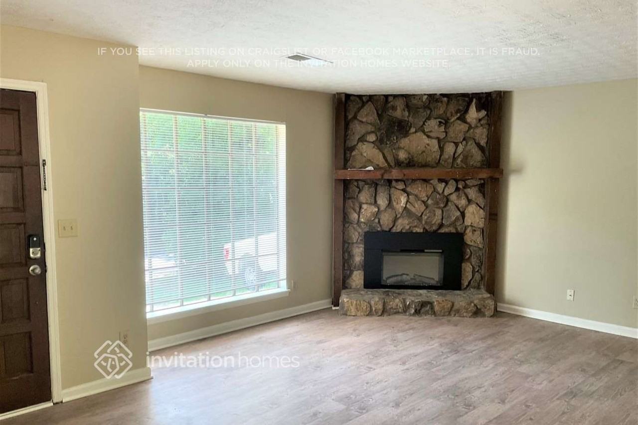 4723 Jamerson Creek Ct - Photo 4 of 6