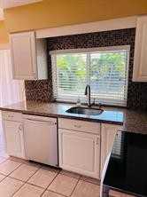 8136 Nw 21st Ct - Photo 4 of 8