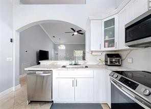 7657 Sanctuary Dr - Photo 5 of 8