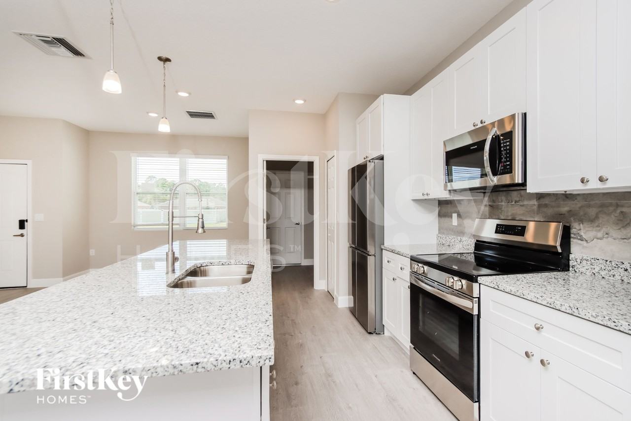 755 Darby Ave Sw - Photo 6 of 16