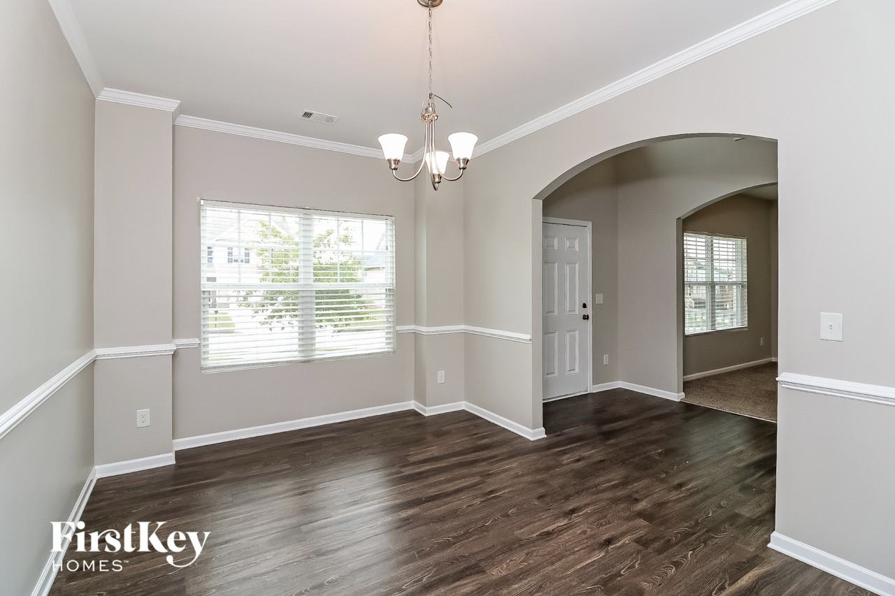 195 Parkcrest Xing - Photo 6 of 15