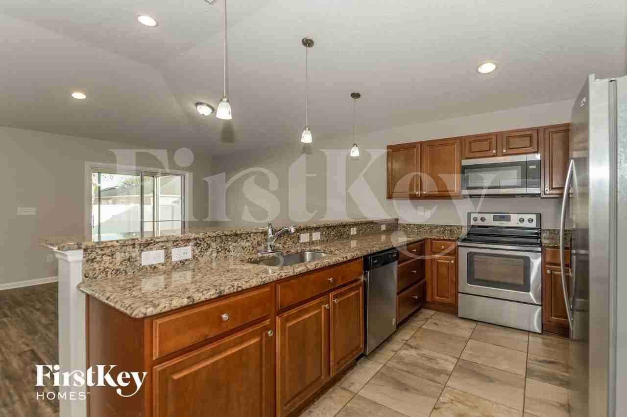 1031 Lemon Drop Ln - Photo 7 of 15
