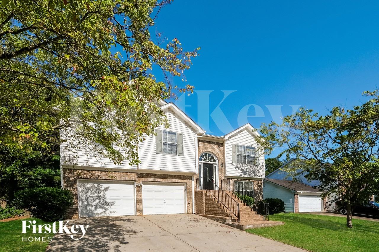 2419 Broad River Pl - Photo 2 of 19
