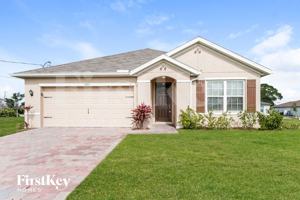 featured image of 1723 Nw 2nd Ter