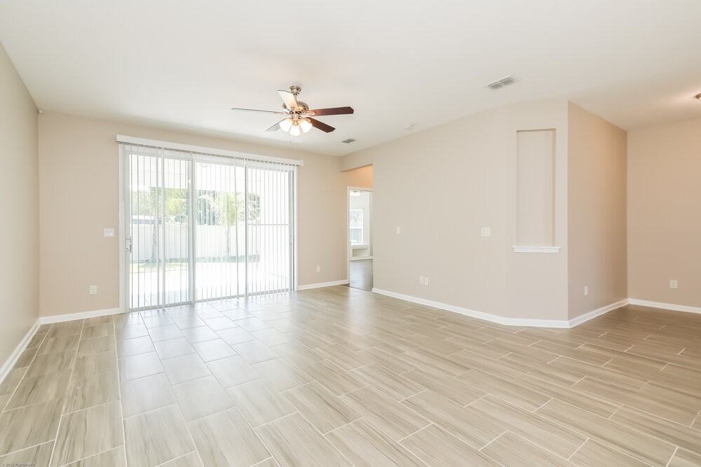9843 Kevin Rd - Photo 5 of 16