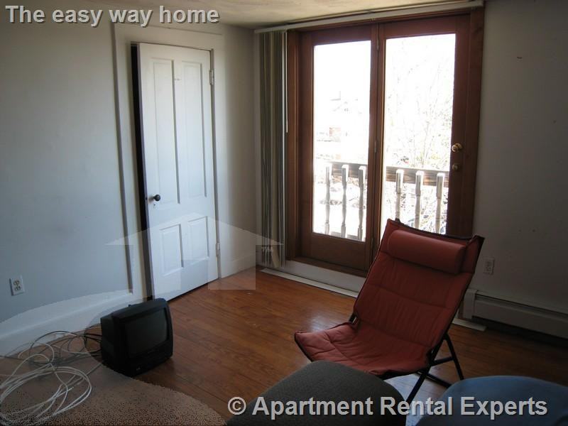 89A College Ave #3 - Photo 2 of 6