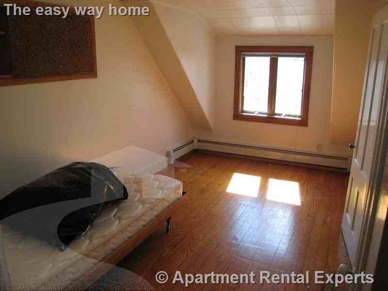 89A College Ave #3 - Photo 4 of 6