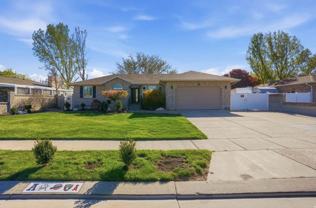 9489 S Kirkside Dr - Photo 1 of 1