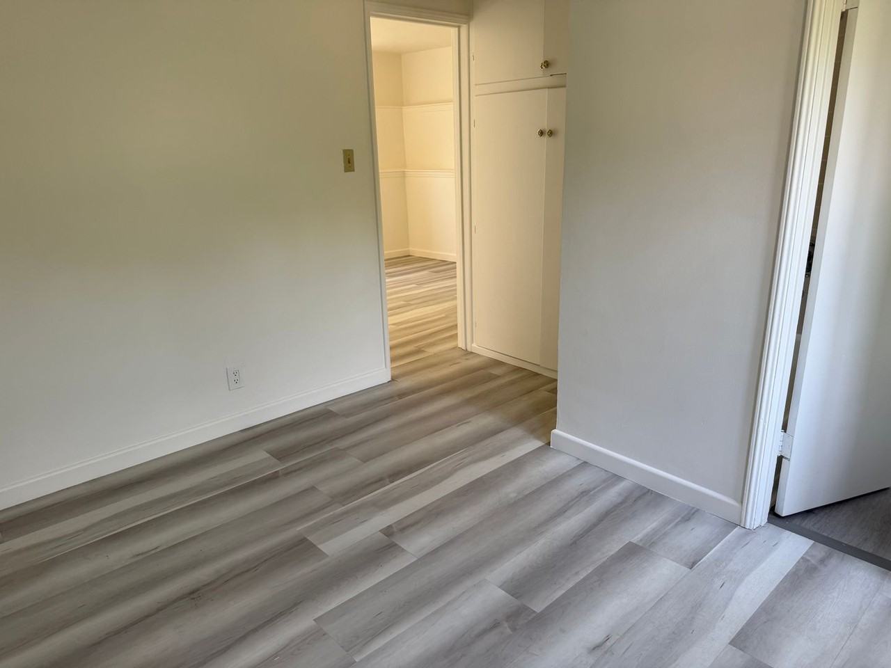 2564 2564 Corralitas Dr. - 2566 1/8 Corralitas Dr. - Photo 4 of 13
