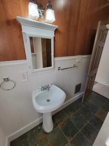 15 Parkview Ct #2B - Photo 2 of 18