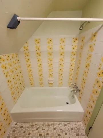 15 Parkview Ct #2B - Photo 5 of 18