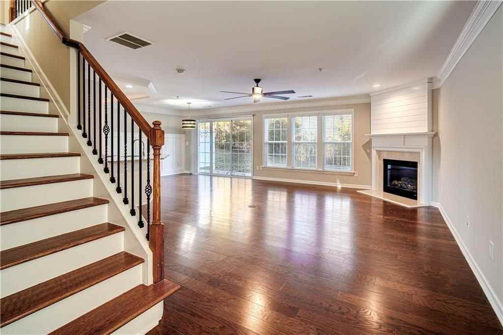 265 Balaban Cir - Photo 3 of 25