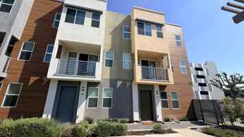 featured image of 19 S Chapel Ave ##C