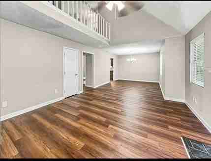 6613 Crossing Creek Pt - Photo 2 of 9